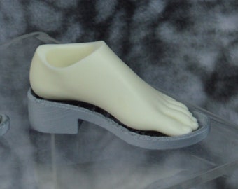 Handmade Soles of hard plastic to make your own doll sandals/shoes for Feeple 65