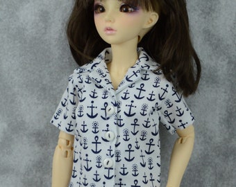 Unisex short-sleeved shirts for 1/4 scale BJDs and fashion dolls