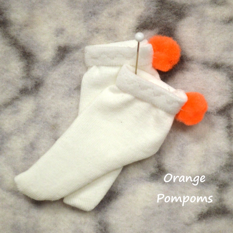 Choose with or without pompoms, short white socks for Smart Doll and feet 60-65mm in length Orange