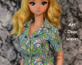 Smart Doll short-sleeved travel shirts with working buttons. Will also fit 1/3 scale BJDs with below measurements.