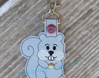 Instant Download -  ITH Squirrel Key Fob Design - Woodland Critter Embroidery Feltie Key Fob - 4x4, 5x7 hoops