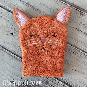 Kitty Bath Mitt 3D In the Hoop applique digital design 5x7, 6x10, 8x12 hoops - Instant Download
