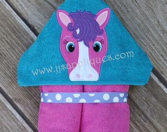 Pony Peeker Horse Peeker Hooded Towel In the Hoop applique  digital design 4x4, 5x7, 6x10 hoops - Instant Download