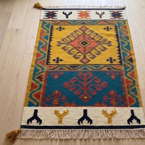 Golvend wollen vloerkleed mosterdblauwgroen platgeweven vloerkleed Tribal kelimtapijt handgeweven medaillontapijt Boho boerderijdecor Aangepast formaat vloerkleed karpetten
