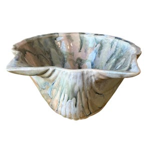 Vtg John Wisnewski Studio Pottery 6.75" Shell Bowl Multi Glaze Scalloped Signed