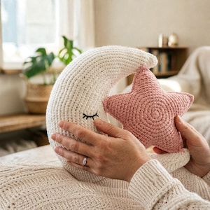 Moon & Star Pillow Pattern PDF | Crochet Cushion | Cute Boho Decor