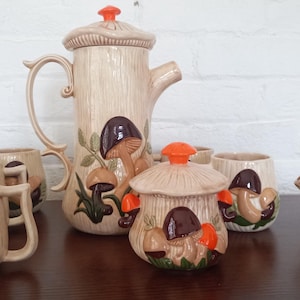 Arnel's "Merry Mushroom" Coffee Set Pot with 5 Mugs and Cream and Sugar 1970's