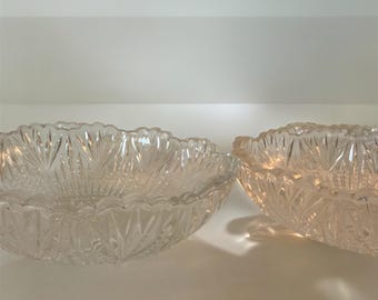 Set med 2 vintage skålar i pressglas, serveringsfat i klart glas, Cottagecore, bondgårdsdekor