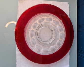 Plato de cristal vintage de Indiana Glass de 33 cm (13") con diseño de corona de rey y efecto rubí.