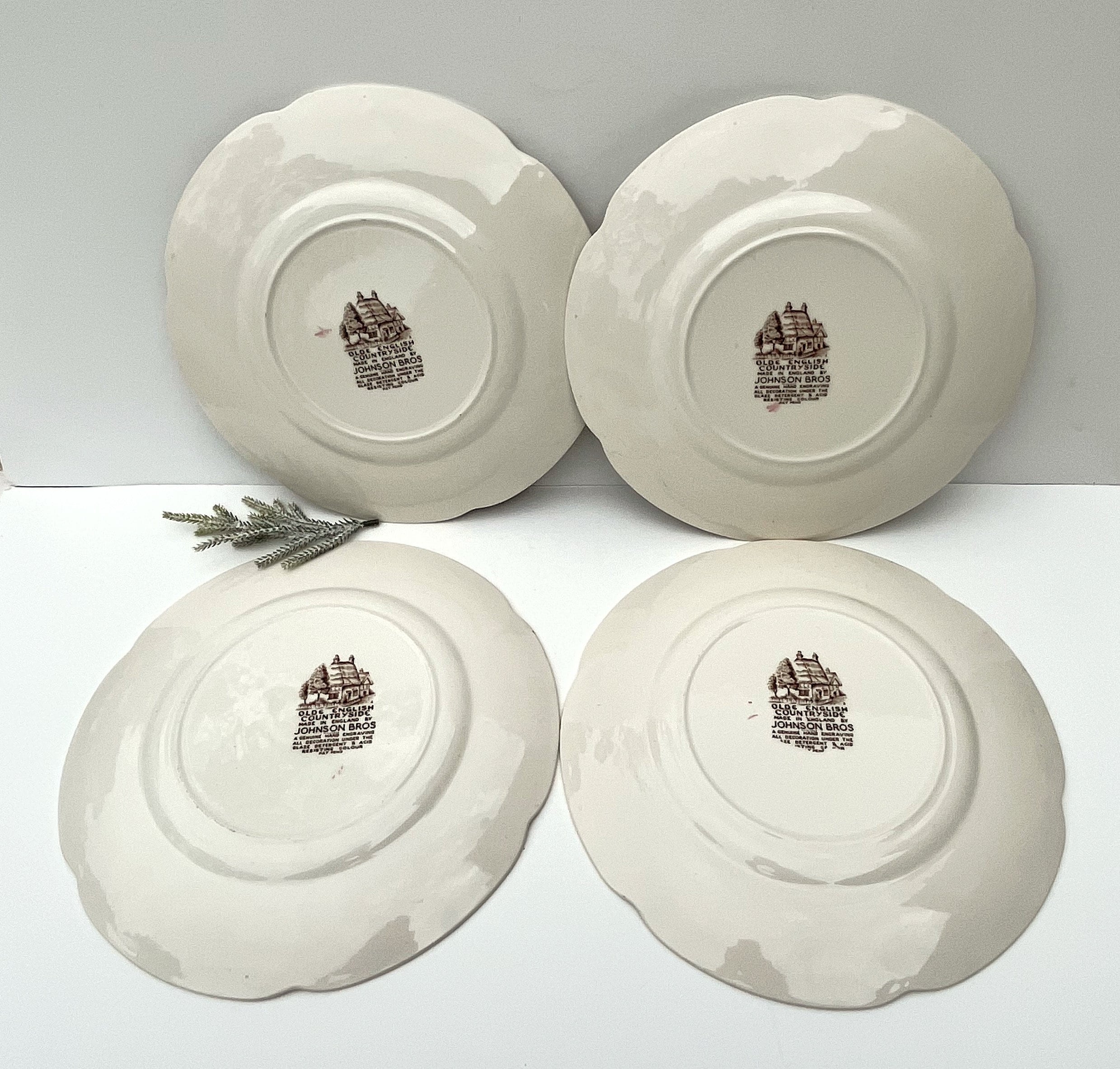 Johnson Bros - Olde English Countryside Set of 4 Dinner Plates