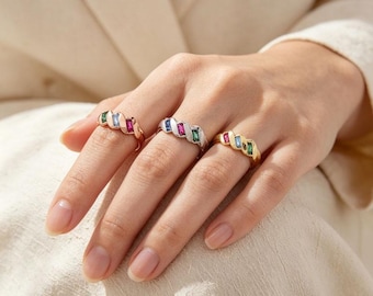 Personalized Twisted Birthstone Ring, Custom 3-5 Stone Engraved Family Ring