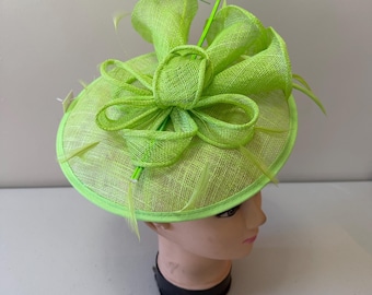Lime Green Feather Fascinator Round design Handmade Wedding Ascot Headband Clip, Derby Hat