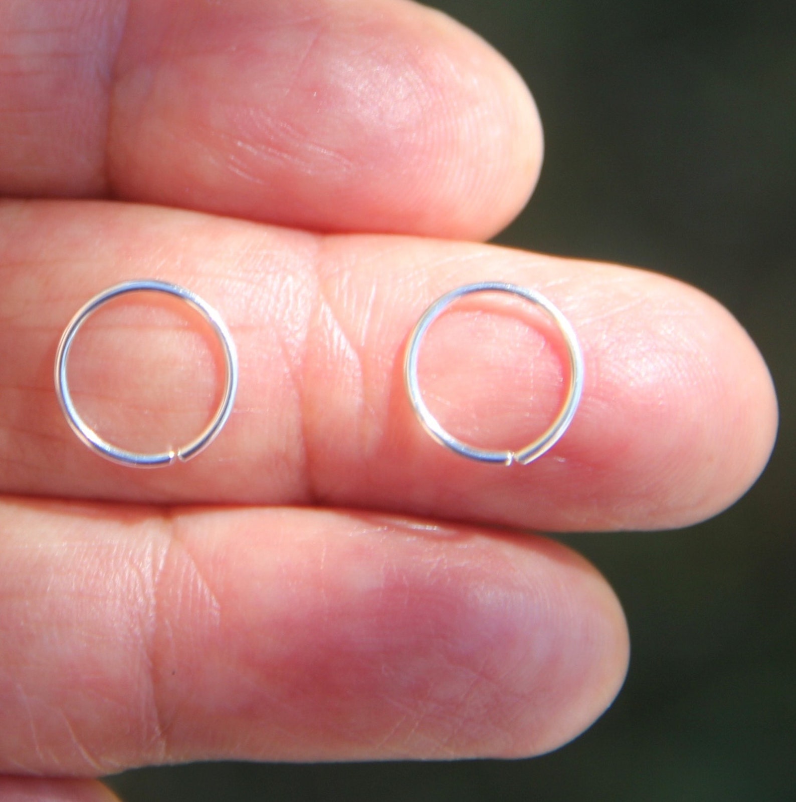 14K Gold Clicker Nose Ring/ Solid Gold Earring/ Cartilage Etsy