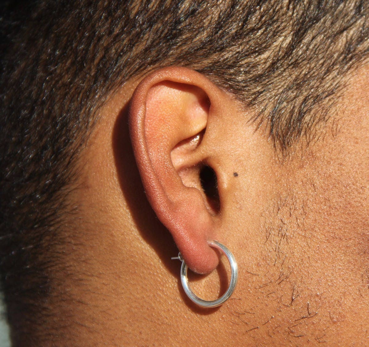 Trendy Men's Silver Plated Zircon Round Stud Earrings Casual - Temu
