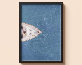 Impressão da proa de um iate – Arte de parede luxuosa e tradicional | Decoração de verão na Riviera