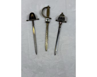 Zestaw sztyletów Vintage Mini Sword z herbem Glasgow i szwajcarskim krzyżem