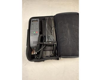 Motorola AMERiCA Series Telefon samochodowy vintage, przenośny, z etui i ładowarką