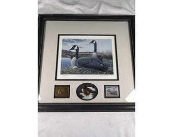 Gravura de ganso emoldurada, assinada por Ken Bucklew, da Ducks Unlimited, número 546/2000. Arte em selo.