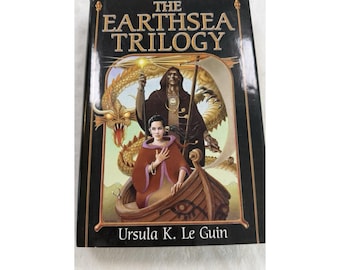 La trilogía de Terramar de Ursula K. Le Guin, 2005. Primera edición ómnibus de SFBC. Tapa dura/sobrecubierta.
