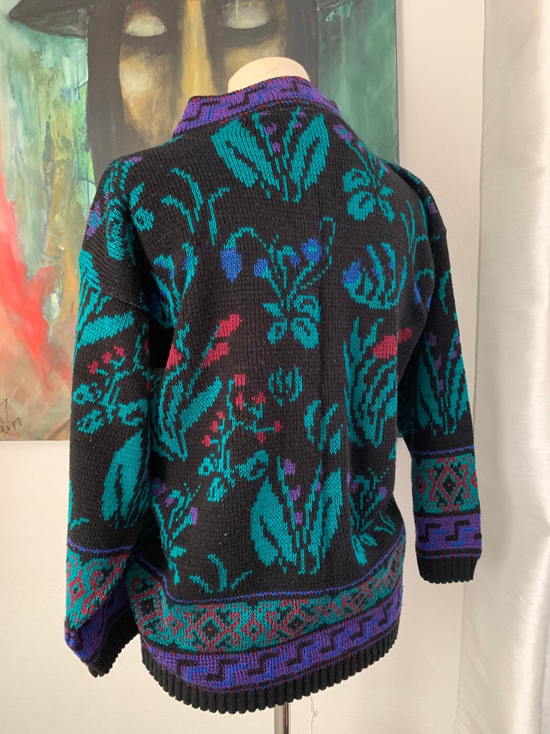 Small medium vintage 80\u2019s Acrylic floral sweater