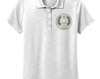 Fairway Famous besticktes Golfpolo, Damenleistungspolo, Golfgeschenk, Feuchtigkeitstransport, Golfbekleidung