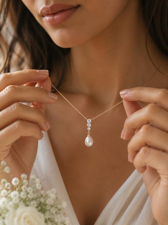 Bridal Pearl Drop Necklace in Gold and Silver, Dainty Wedding Jewelry Pendant
