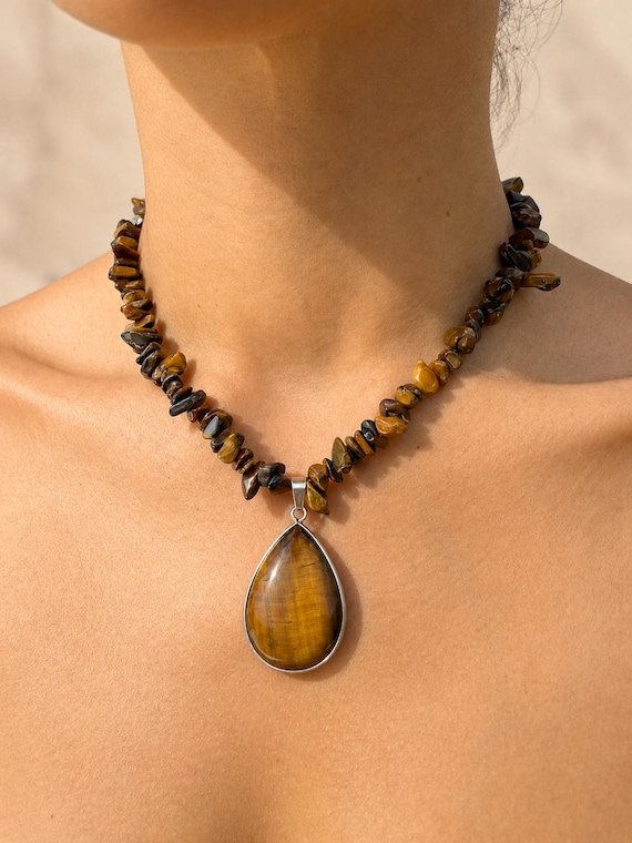 Tiger Eye Necklace with Healing Crystal Teardrop Pendant, Natural Chip Bead Gemstone Jewelry for Protection and Courage, Handmade