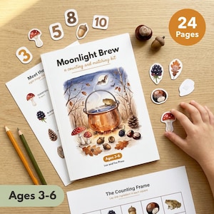 Puede incluir: Un kit de conteo y emparejamiento Moonlight Brew de 24 páginas para edades de 3 a 6 años. El kit incluye un folleto con una ilustración de un caldero, piezas recortadas de setas, bellotas y bayas, y una hoja con un marco de conteo.