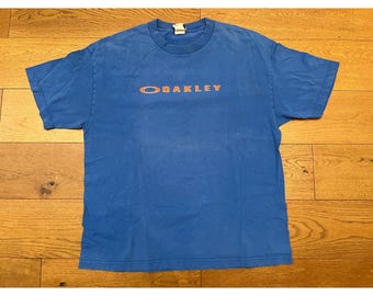 Vintage Y2K Oakley Center Logo Shirt Extra Large Embroidery Logo