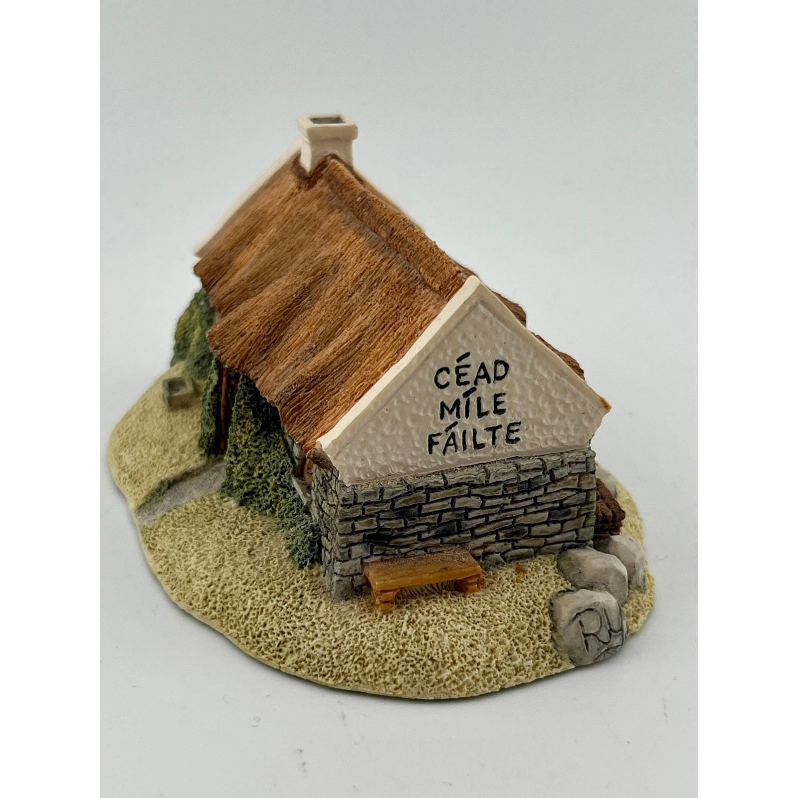Irish Cottage Figurine - Etsy