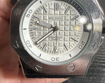 MELSMAO 42 mm Cuarzo Resistencia al agua 300 m/1000 ft En funcionamiento