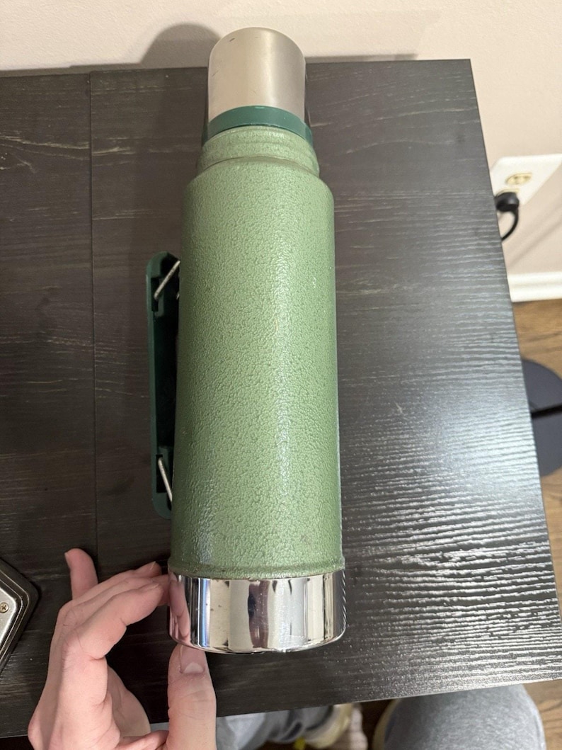 Stanley Classic Vacuum Bottle Thermos Green – Made in USA image 6