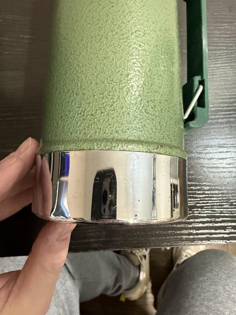 Stanley Classic Vacuum Bottle Thermos Green – Made in USA image 4