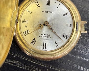Reloj de bolsillo Majestime de 17 rubíes, en funcionamiento.