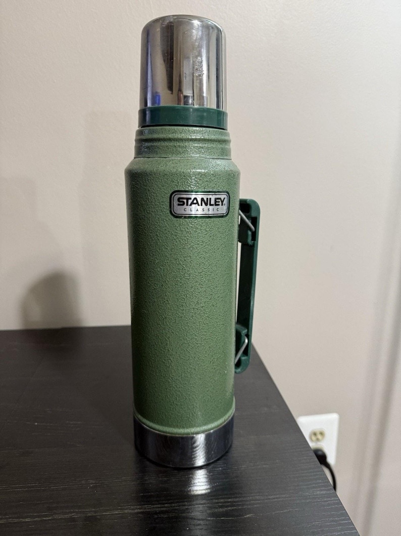 Stanley Classic Vacuum Bottle Thermos Green – Made in USA image 1
