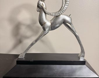 Estatua de carnero vintage