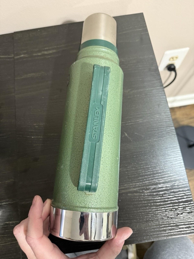 Stanley Classic Vacuum Bottle Thermos Green – Made in USA image 5