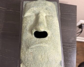 Caja de pañuelos vintage Tiki Moai Isla de Pascua Cara de Piedra Funda Novedosa 10x5”