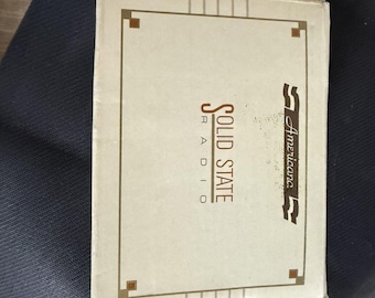 ビンテージ「アメリカーナ」ソリッドステートAMトランジスタラジオ、動作確認済み、未開封