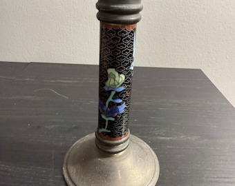 Vintage kinesisk Cloisonné mässingsljusstake blommig emalj ljusstake 6,5