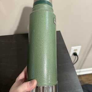 Stanley Classic Vacuum Bottle Thermos Green – Made in USA image 7
