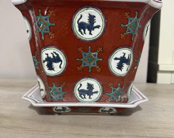Maceta de porcelana estilo chino con bandeja, medallón de perro Foo, rojo, 21,5 cm (8,5 pulgadas), vintage.