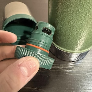 Stanley Classic Vacuum Bottle Thermos Green – Made in USA image 11