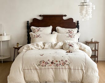 Embroidered Cotton Bedding Set, Nordic Style 4-Piece Queen/King Size, Soft Touch Drape