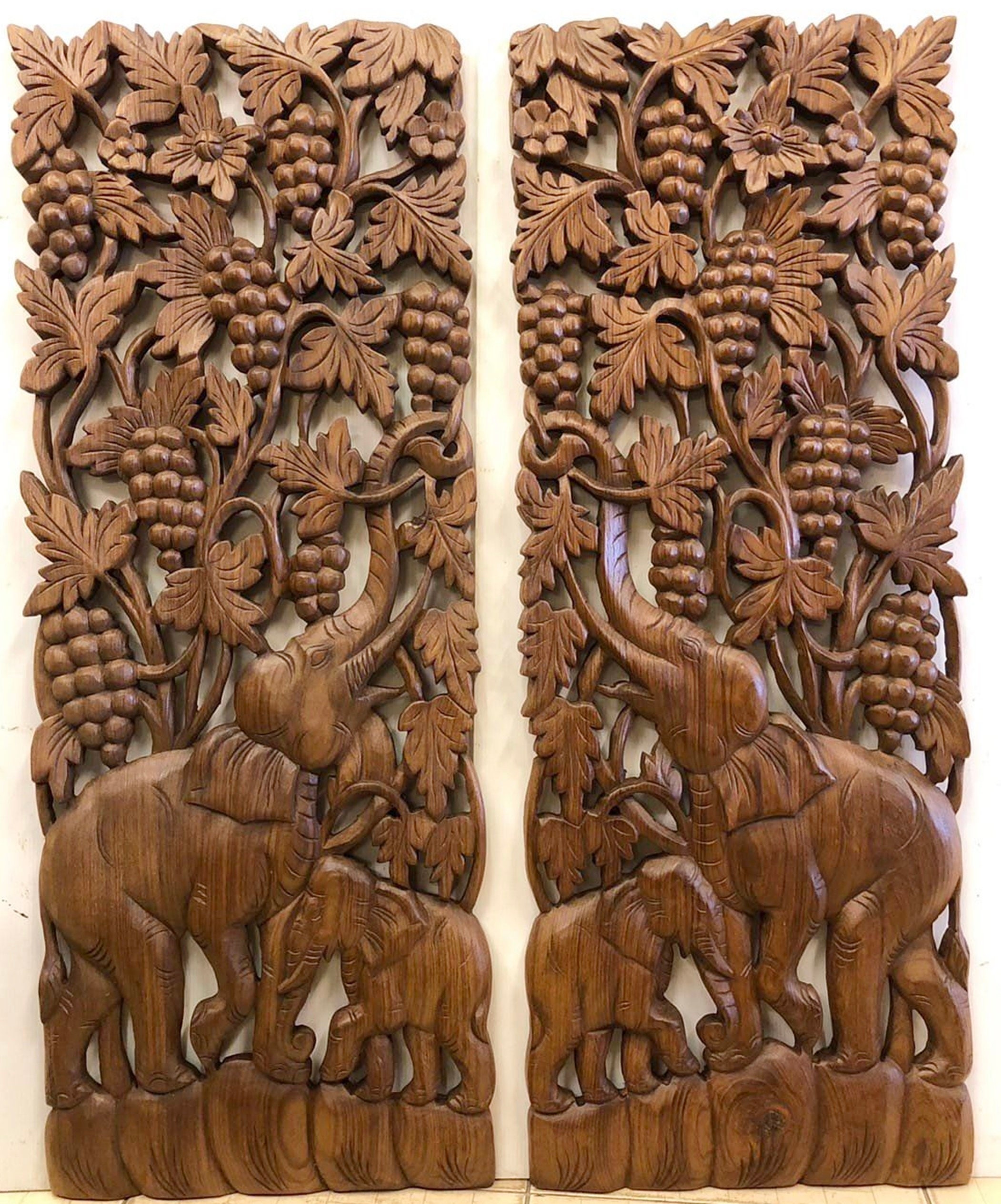 タイ製 手彫り 象 壁掛け木彫アート アジアン 彫刻 雑貨 ヴィンテージ タイ製 手彫り 象 壁掛け木彫アート アジアン 彫刻 雑貨