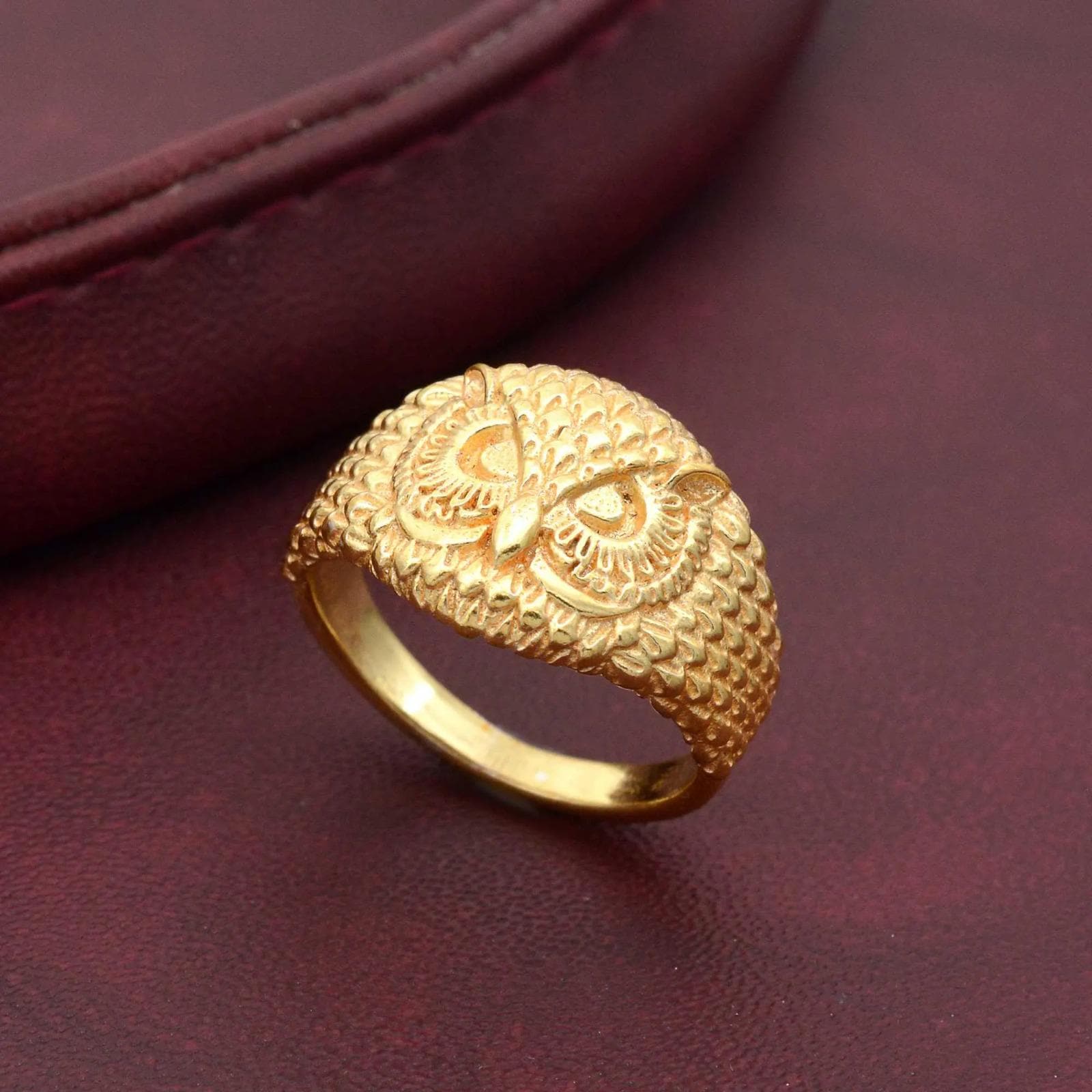 Gold Owl Statement Ring, Detailed Wise Owl Jewelry for Women, Intricate Bird Symbol Band, Unique Ani