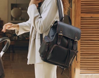 Rucksack aus Leder für Frauen, schwarzer Laptop-Rucksack 15.6", Vintage Leder Arbeitstasche, Reiserucksack für sie, stilvolles College-Rucksack-Geschenk