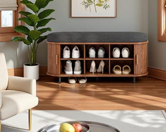 Skoförvaringsbänk för entrén med kuddsits och skjutdörrsorganisatör