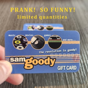 Sam Goody Prank Gag-cadeaubon - Verjaardagen Kerst Afstuderen Gag-cadeau GRAPPIG PRANK-cadeau Je krijgt er 2!