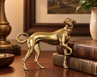 Hundefigur in Messingoptik, Stehender Hund als Schreibtischdekoration, Geschenk für Tierliebhaber